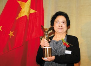 阿里巴巴:香港资料大全正版资料2024年-屠呦呦当选美国科学院外籍院士